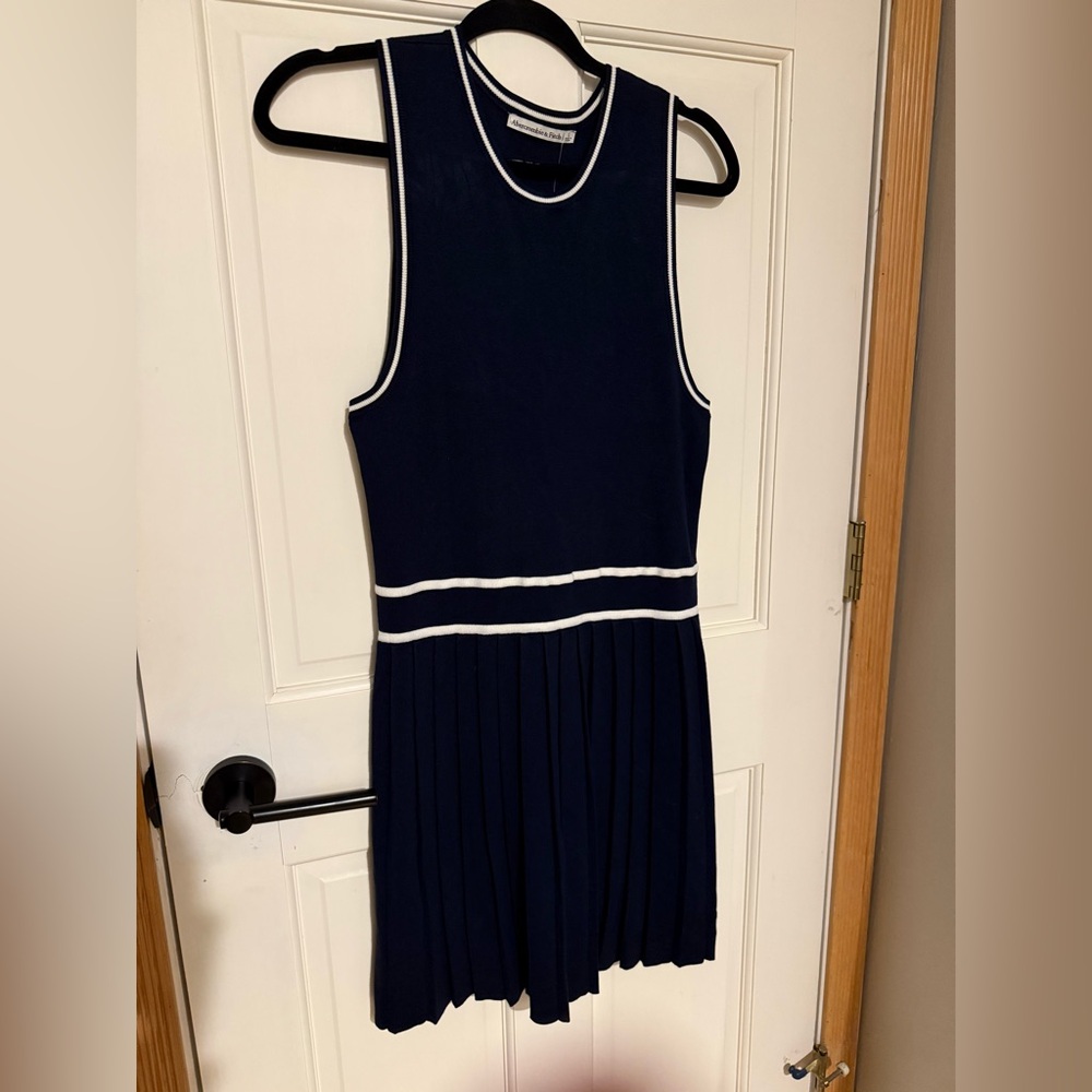 NWT - Abercrombie & Fitch Dark Navy Blue Knitted Dress - Size L